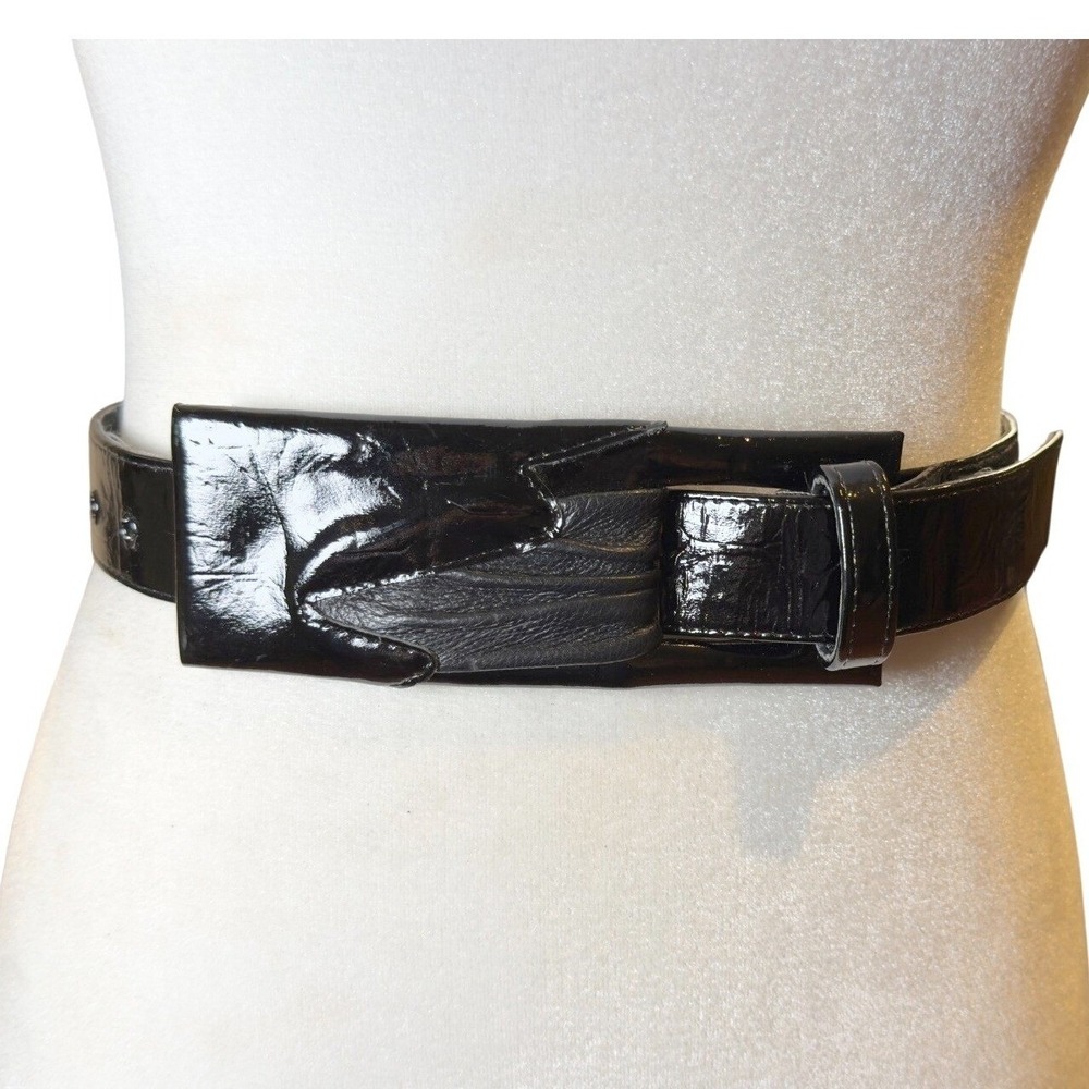 Vintage Jim Heilman Black Patent Leather Belt Sculptural Ruched‎ Buckle 39.5in